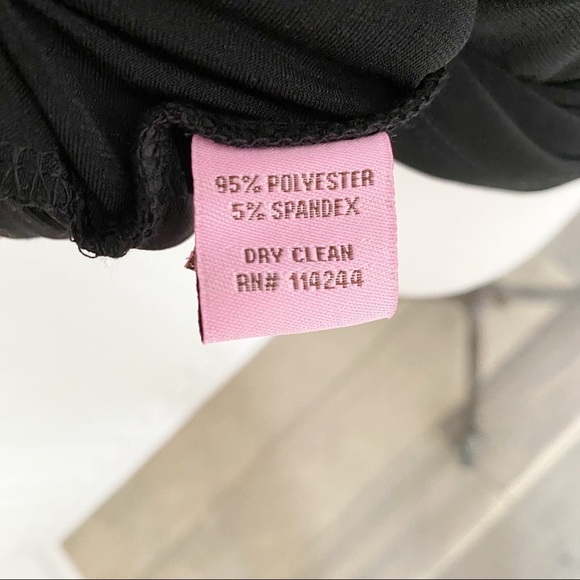 NWT Eliza J Black Sheath Cocktail Party Dress with One Side Wing Sleeve Size 10 - Picture 15 of 16